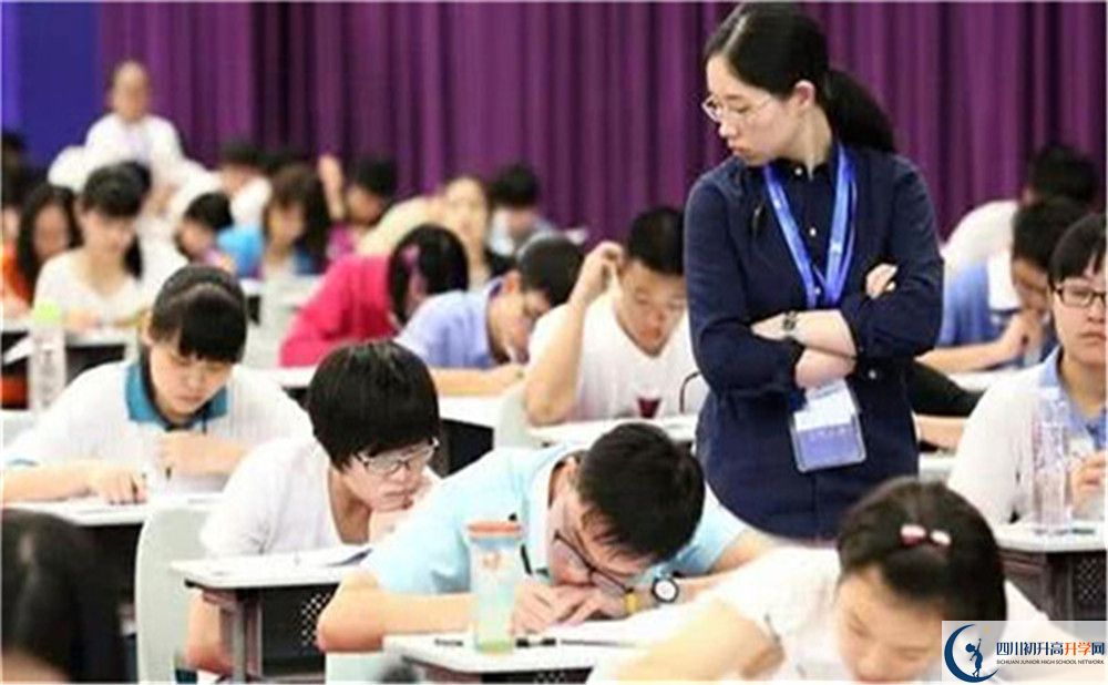 成都市成都棠湖外國語學校網址是什么？