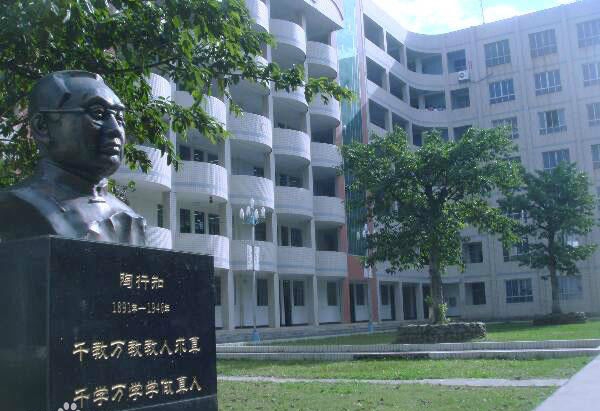 西昌六中地址在哪里？