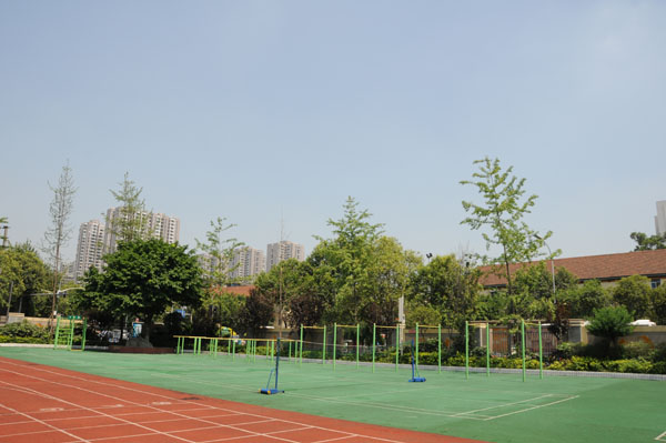 成都鐵路中學(xué)建校時(shí)間、地址是多少？