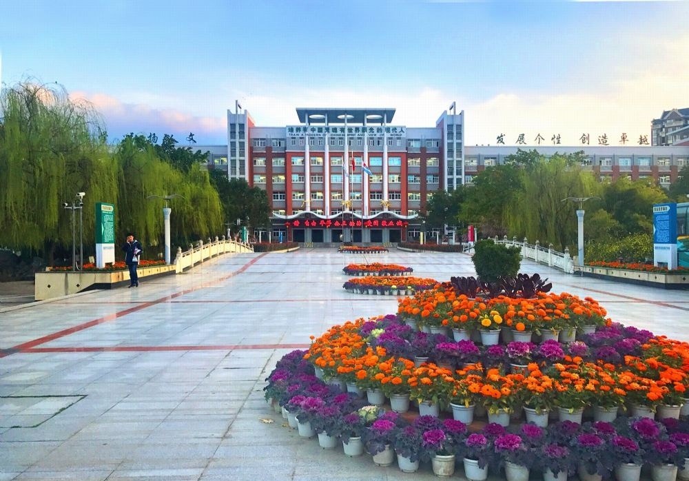 綿陽東辰學(xué)校校園風(fēng)采