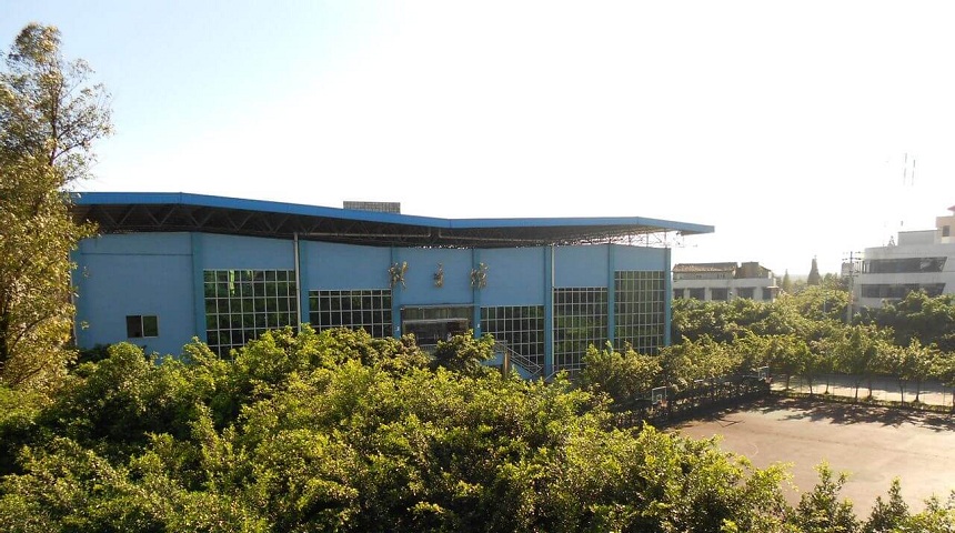 青神中學(xué)校園環(huán)境好不好？