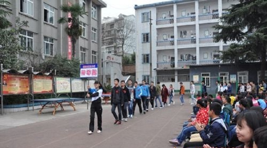 綿陽市第三中學近幾年的中考錄取分數(shù)線是多少？
