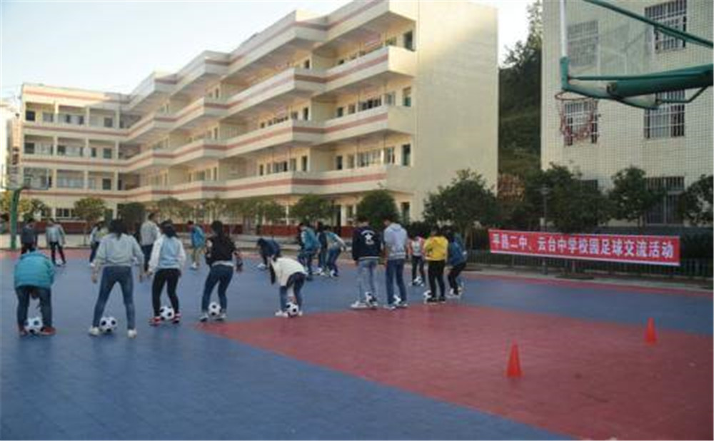 云臺中學(xué)學(xué)校環(huán)境怎么樣？