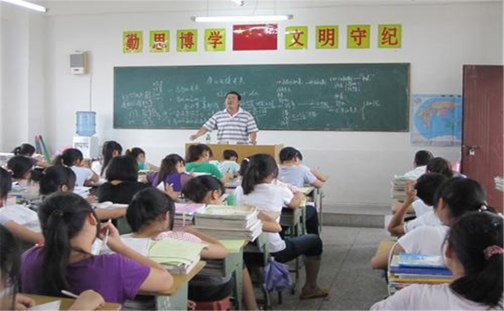 奇章中學(xué)學(xué)校招辦電話(huà)是多少？
