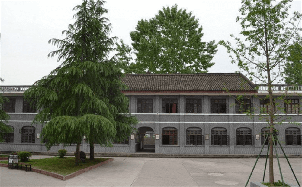 閬中市柏埡中學(xué)學(xué)校環(huán)境怎么樣？
