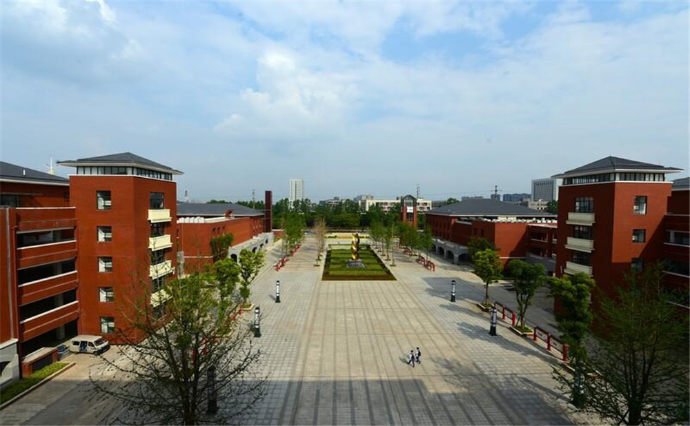 新都一中2020年的錄取分?jǐn)?shù)是多少？