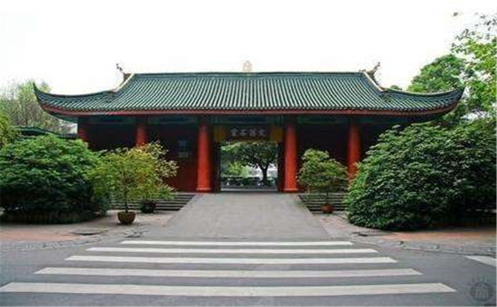 成都石室中學(xué)2020年招生標(biāo)準(zhǔn)是什么？