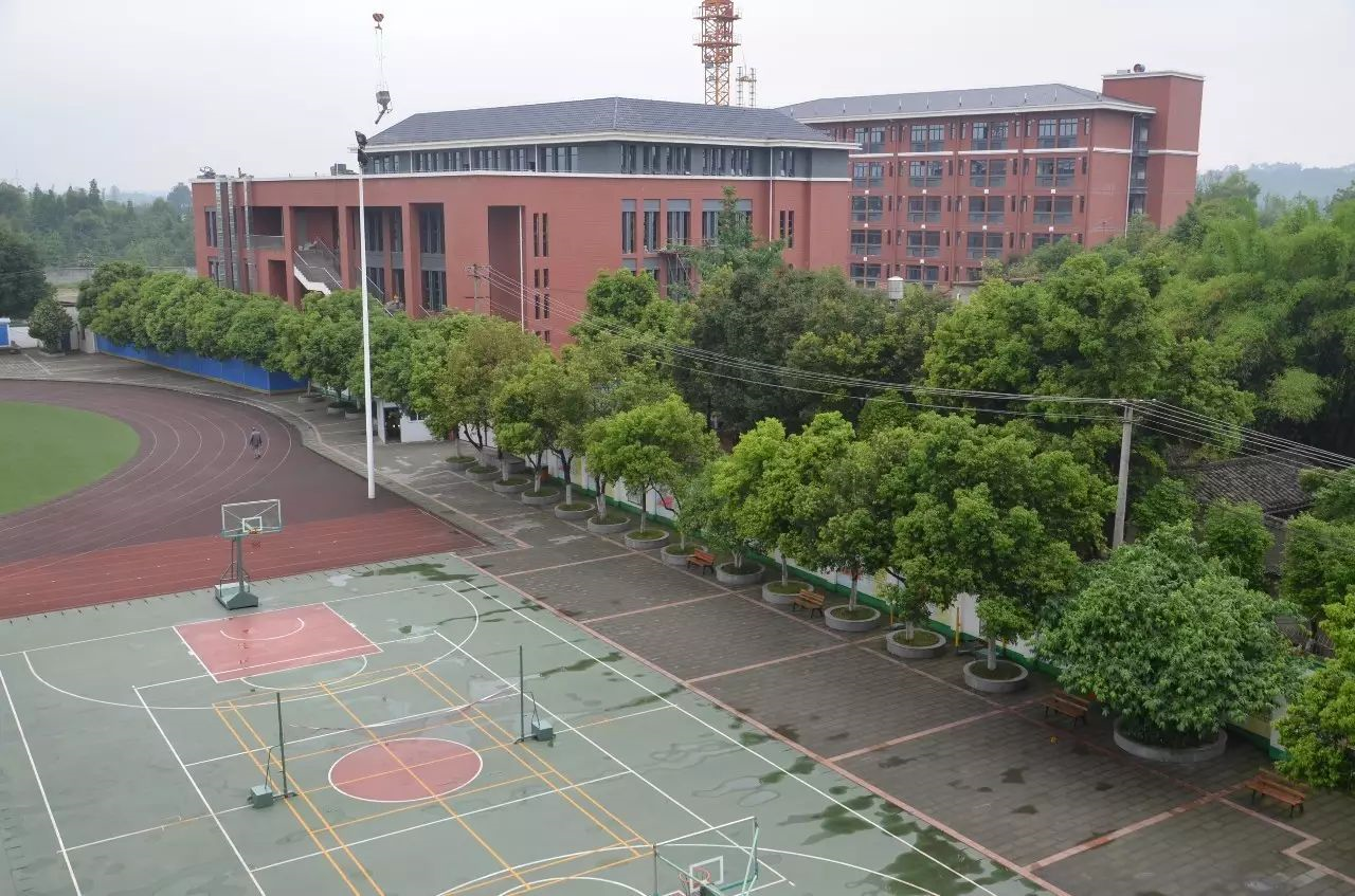 永安中學的住宿環(huán)境怎么樣？"image.png"