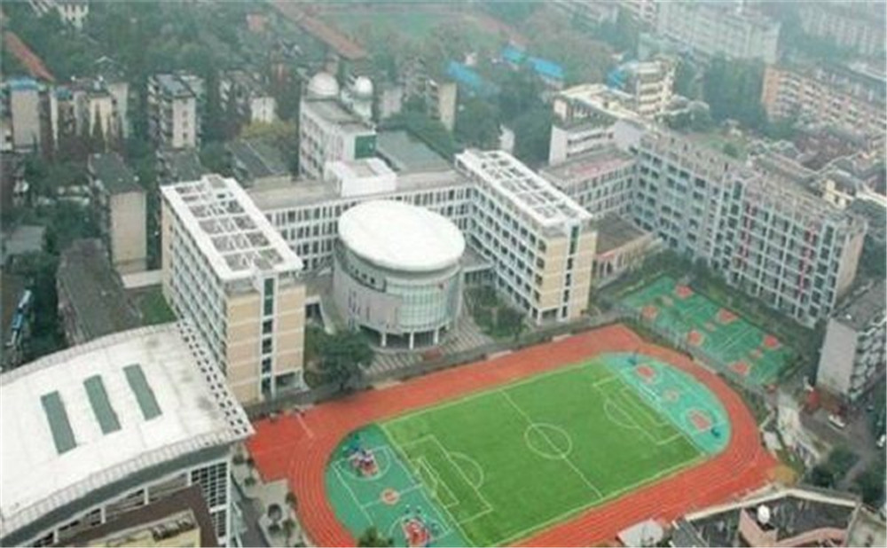 成都十二中（四川大學(xué)附屬中學(xué)）的本科升學(xué)率高不高？