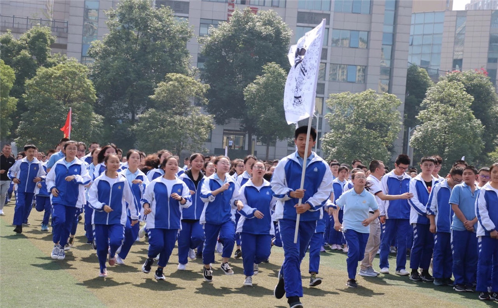 石室天府中學錄取分數(shù)是多少？