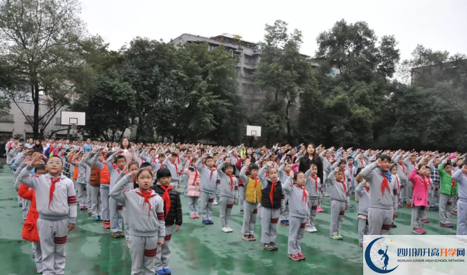 2020石室聯(lián)合中學(xué)蜀華分校初升高的學(xué)費(fèi)是多少？