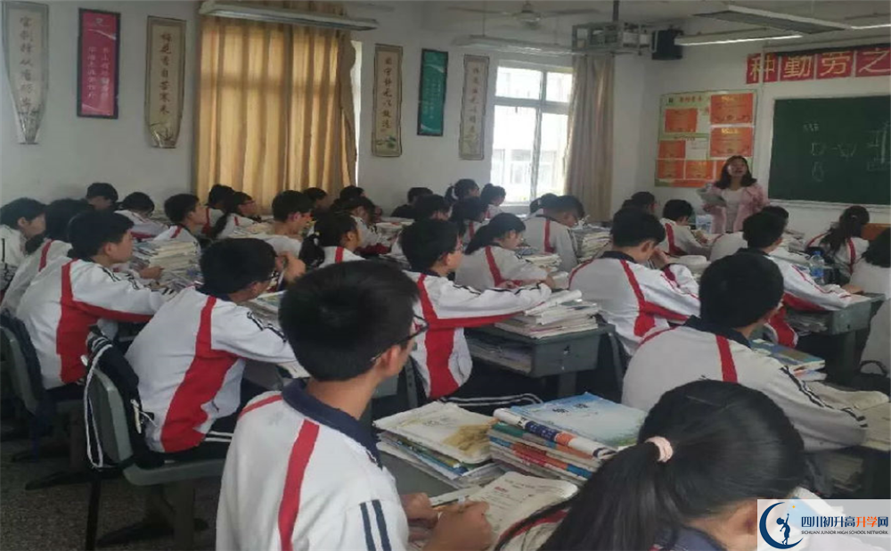 濛陽中學高中本部的錄取分數(shù)是多少？