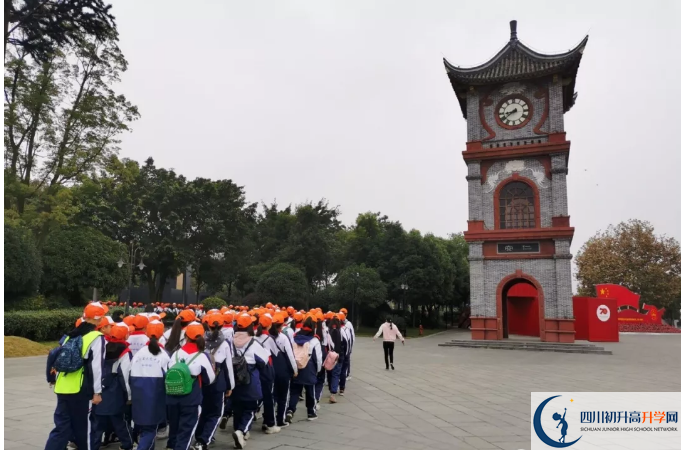 大邑中學(xué)高中本部的錄取分?jǐn)?shù)是多少？