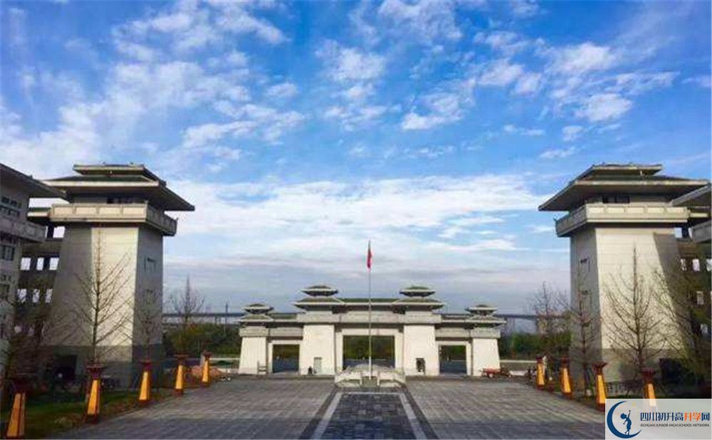 成都石室中學(xué)初升高自主招生錄取線是多少分？