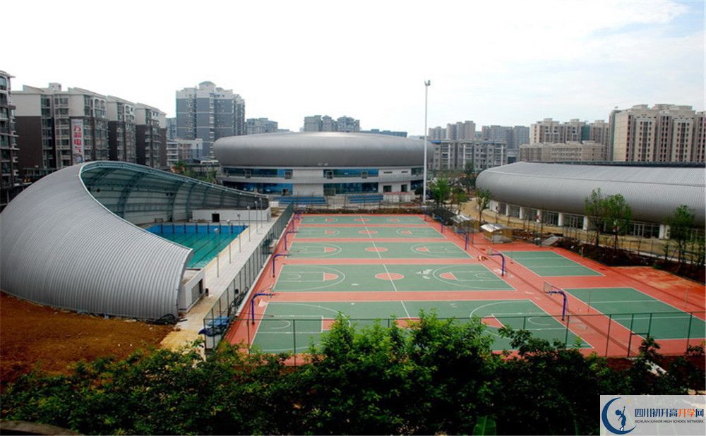 簡陽中學(xué)住宿費(fèi)用是多少？