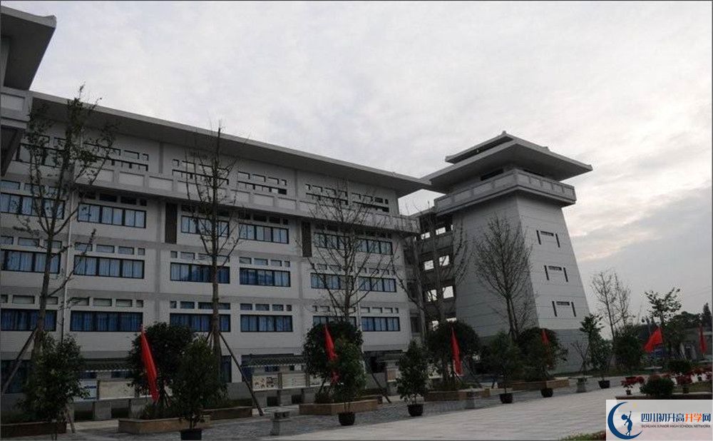 成都石室中學北湖校區(qū)平行班與實驗班差多少？