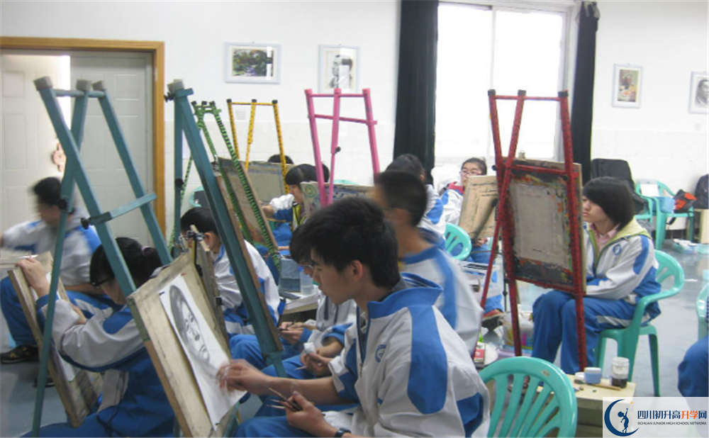 成都十一中實(shí)驗(yàn)班學(xué)費(fèi)貴嗎？