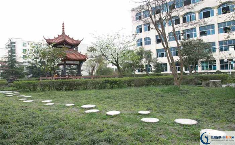 2020都江堰外國語實驗學校高三英語期末試卷在哪看？