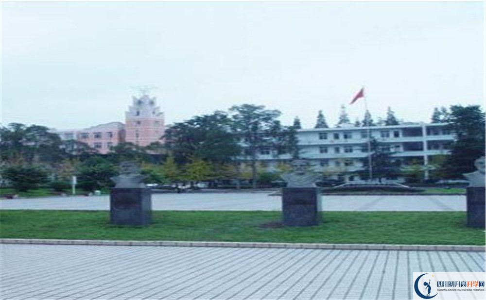 郫縣二中平行班中考重點率高嗎？