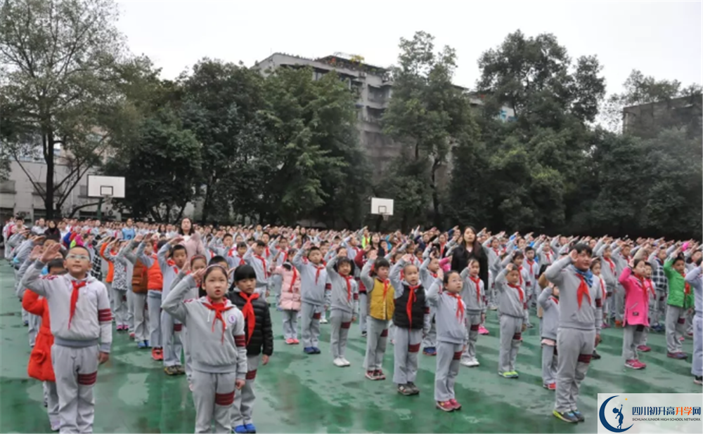 成都市石室聯(lián)中蜀華分校軍訓(xùn)多久？