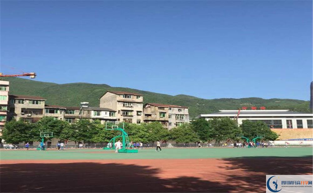 2020萬源市第三中學(xué)校錄取線是否有調(diào)整？
