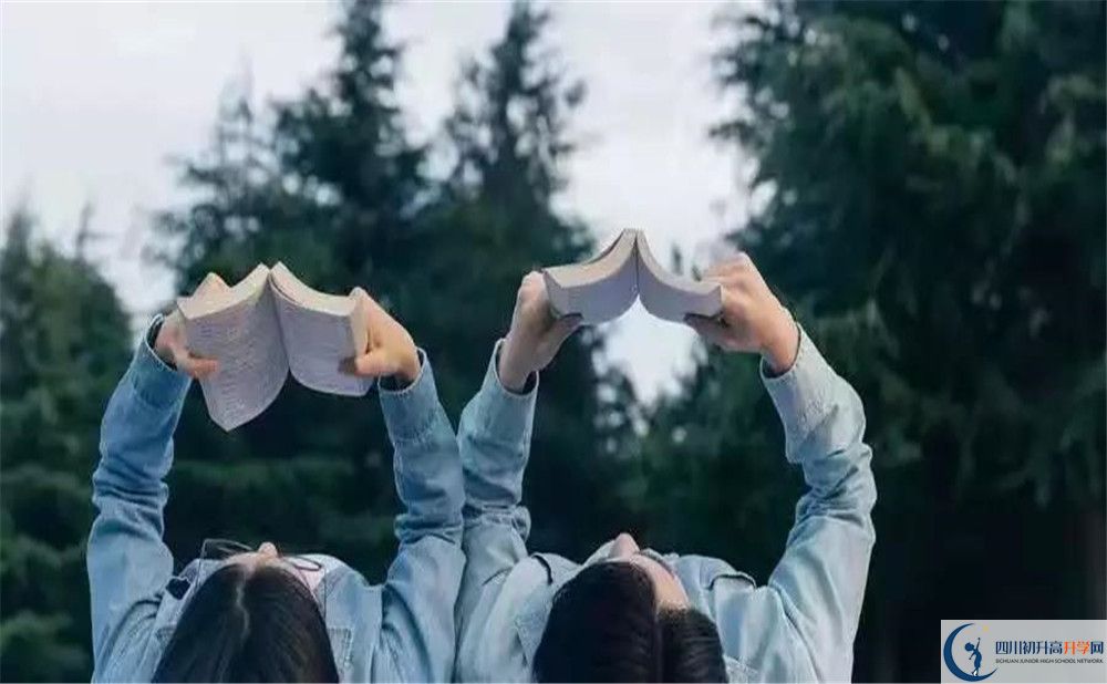 瀘州外國語學校高三診斷考試時間怎么安排？