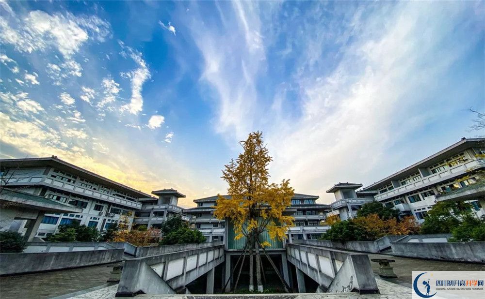 木里藏族自治縣中學(xué)校2020暑假放假時(shí)間安排是怎么樣的？