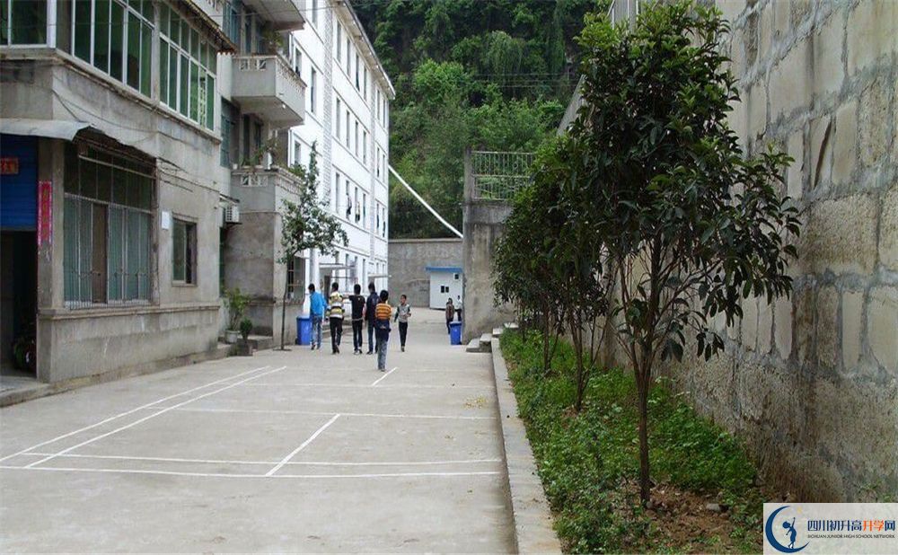 玉山中學(xué)2020暑假放假時(shí)間安排是怎么樣的？