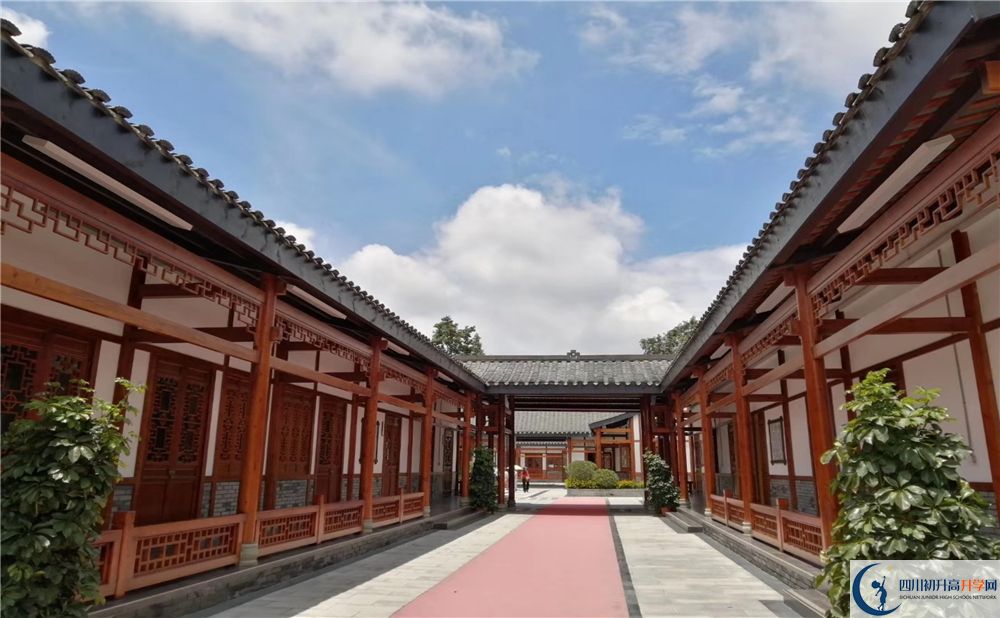 成都綿實外國語學(xué)校2020年口碑怎么樣？